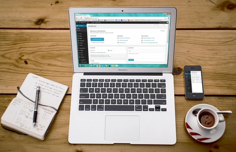 WordPress ou constructeur : le choix qui change tout
