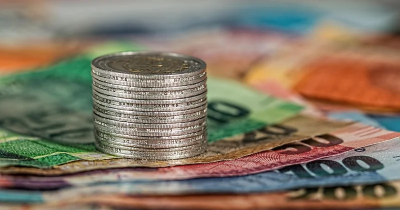 Le match : compte traditionnel face aux néobanques